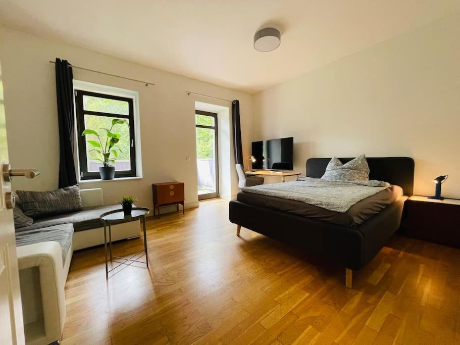 Charmante Wohnung Im Gruenen Lipsia Esterno foto